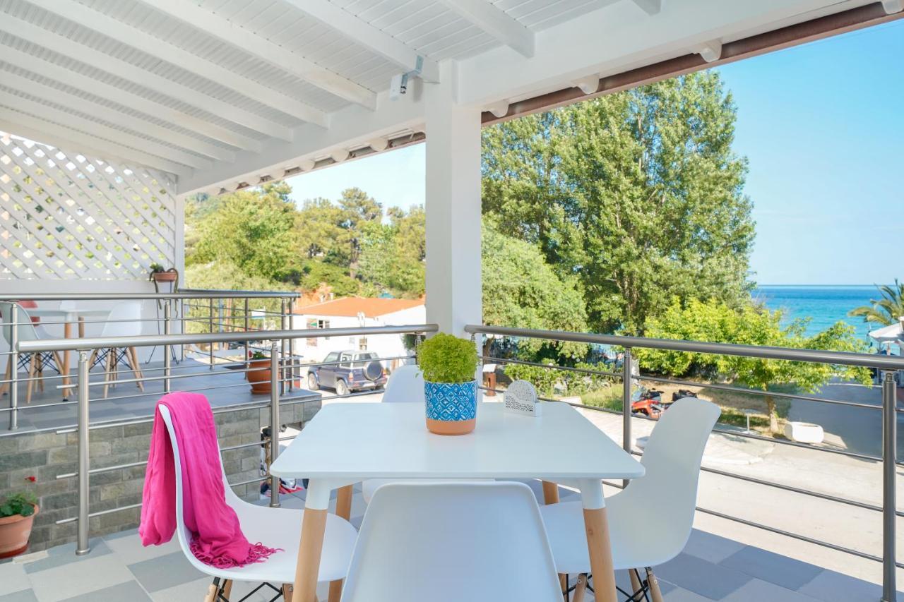 Golden Beachside Terrace Криси Амудия Екстериор снимка