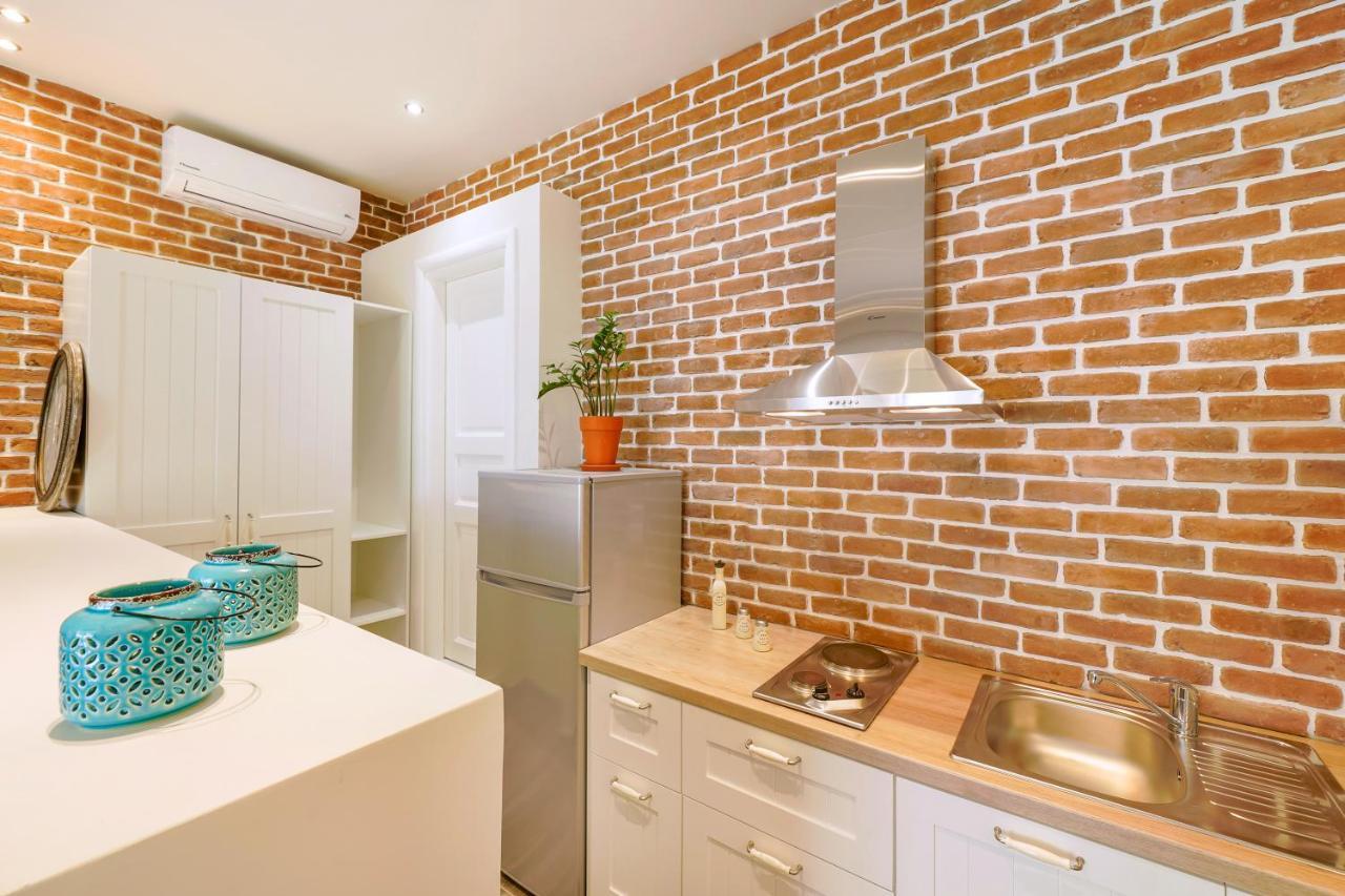 Golden Beachside Terrace Криси Амудия Екстериор снимка
