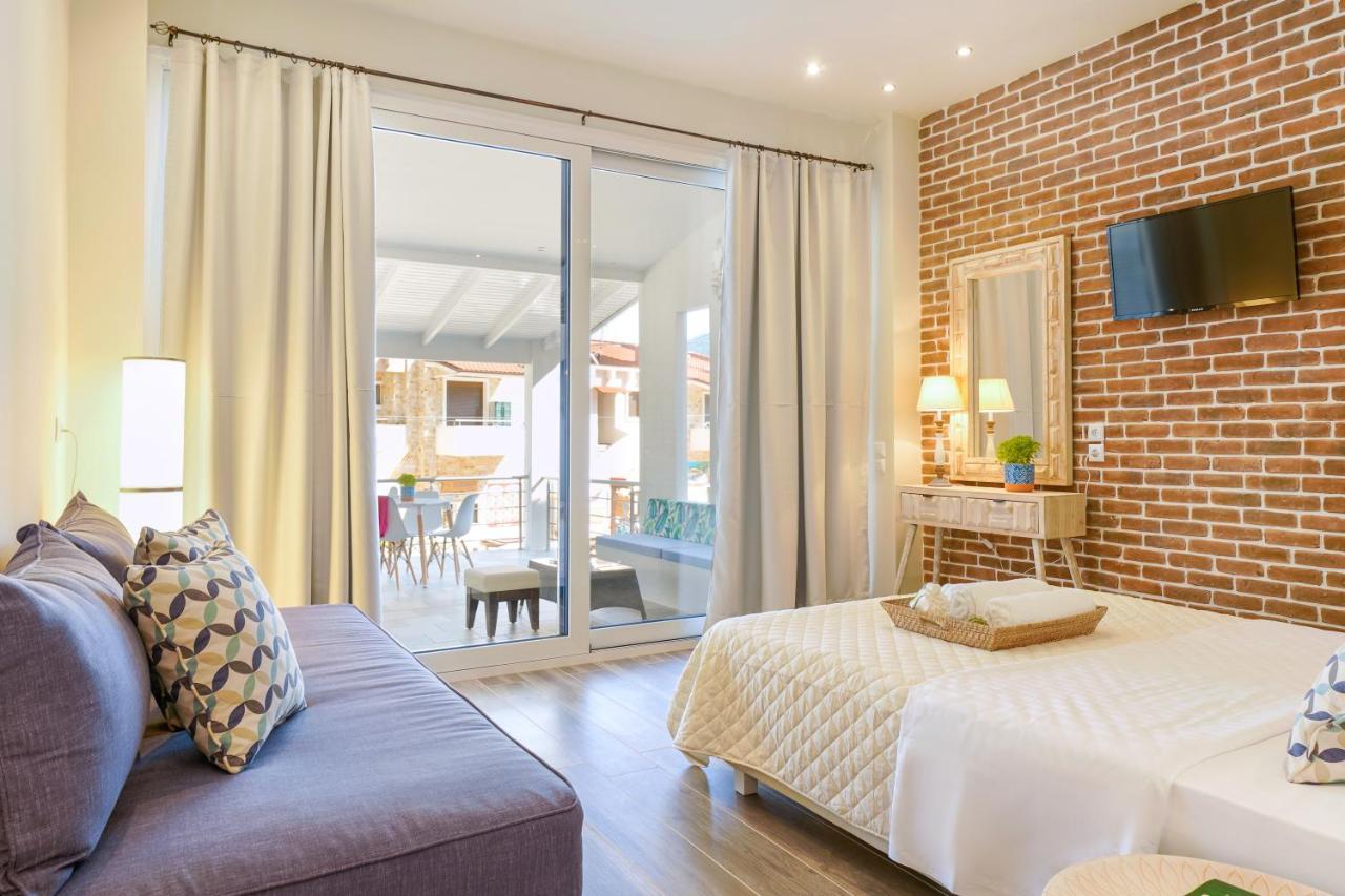 Golden Beachside Terrace Криси Амудия Екстериор снимка