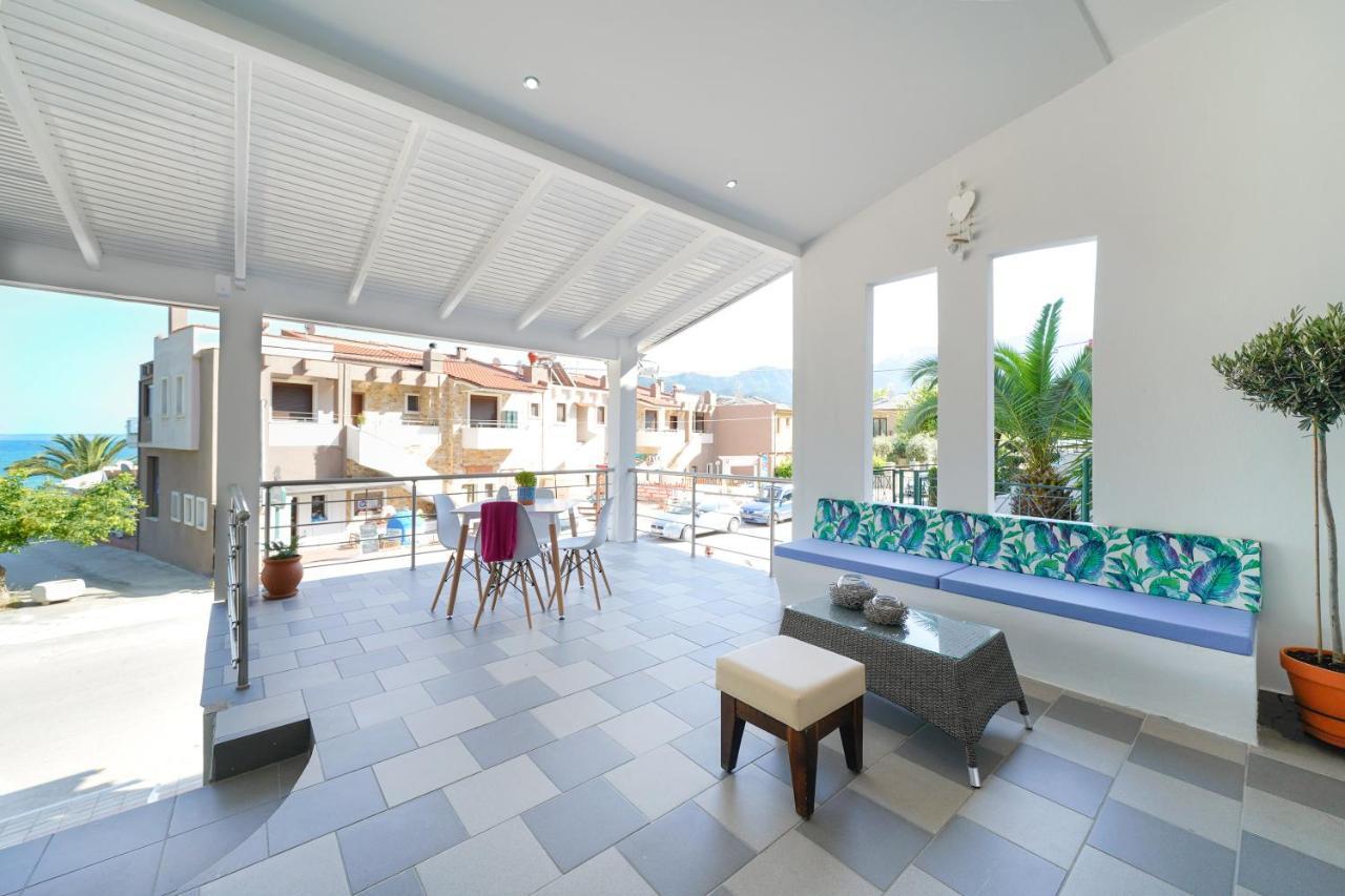 Golden Beachside Terrace Криси Амудия Екстериор снимка