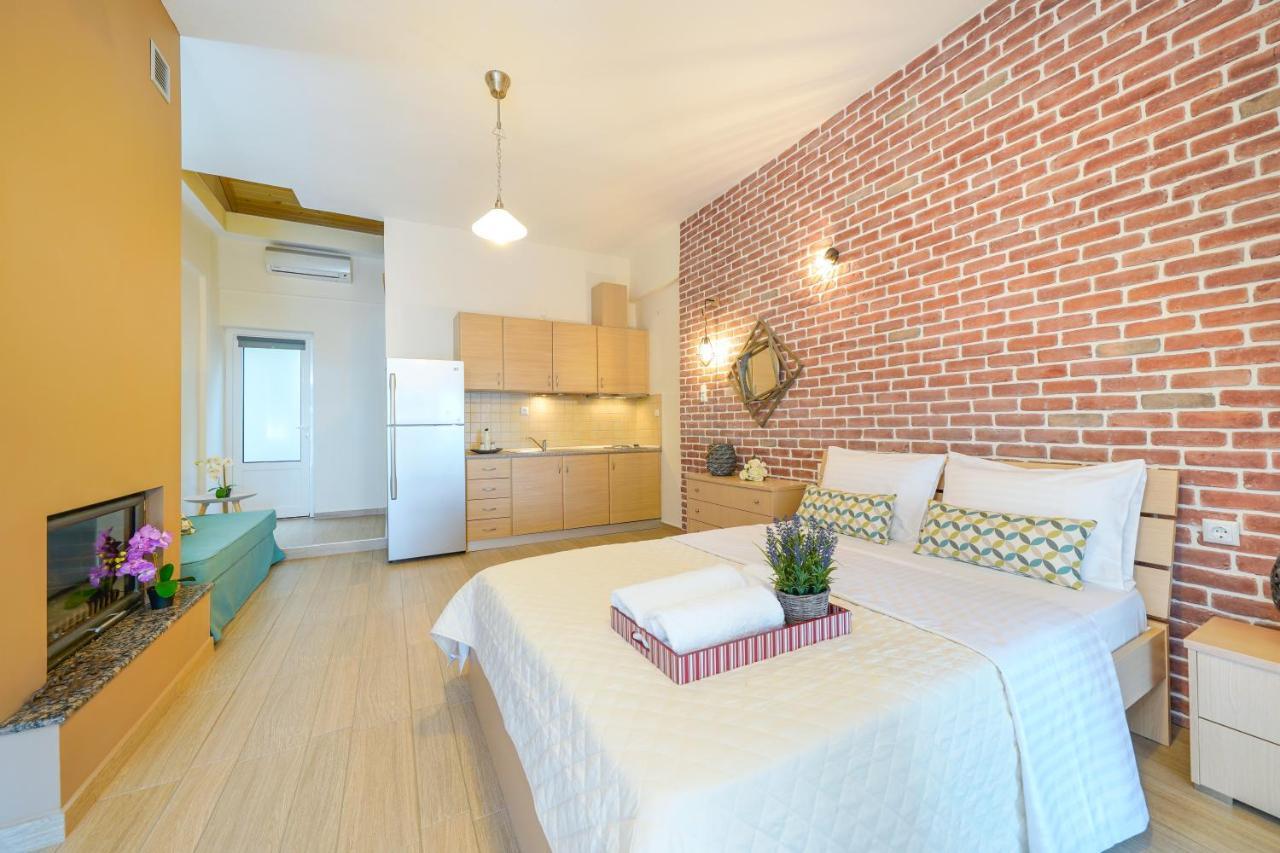 Golden Beachside Terrace Криси Амудия Екстериор снимка